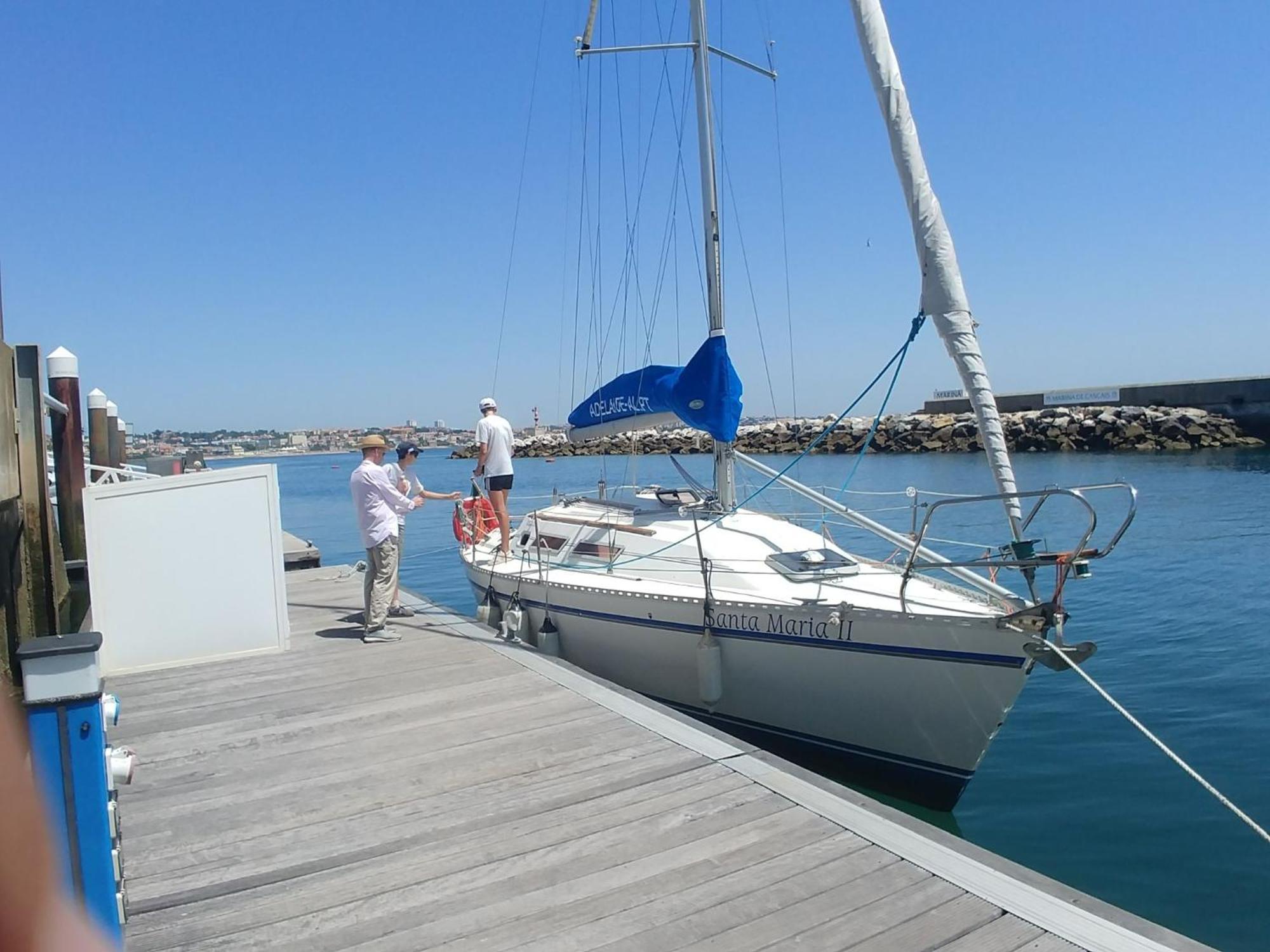 Be Local - Sleep Aboard The Santa Maria Sailing Boat In Lisbon Lägenhet Exteriör bild